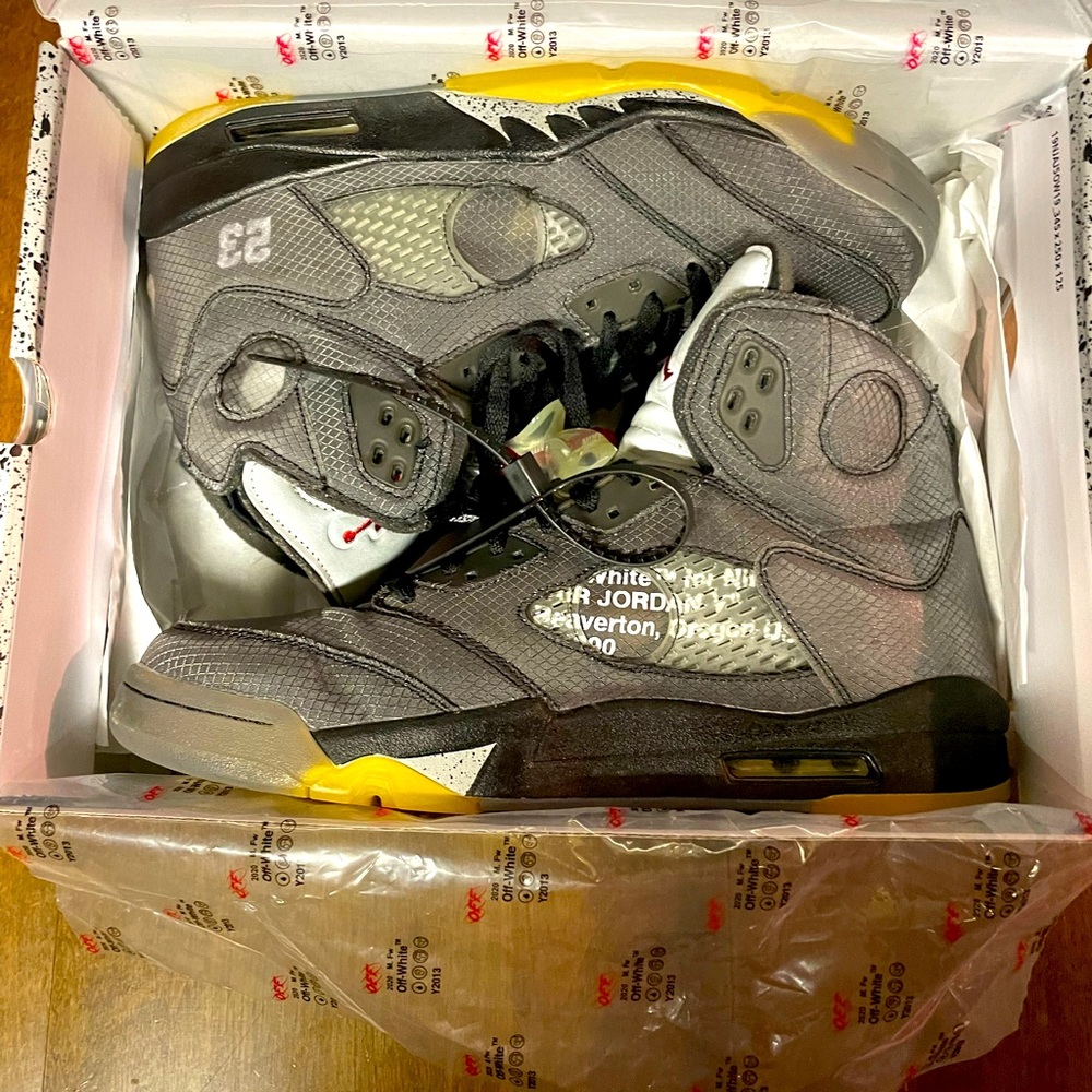 OFF-WHITE X AIR JORDAN 5 RETRO SP 'MUSLIN'